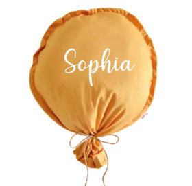 Stoffballon-Wanddekor mit Wunschname-Cognac